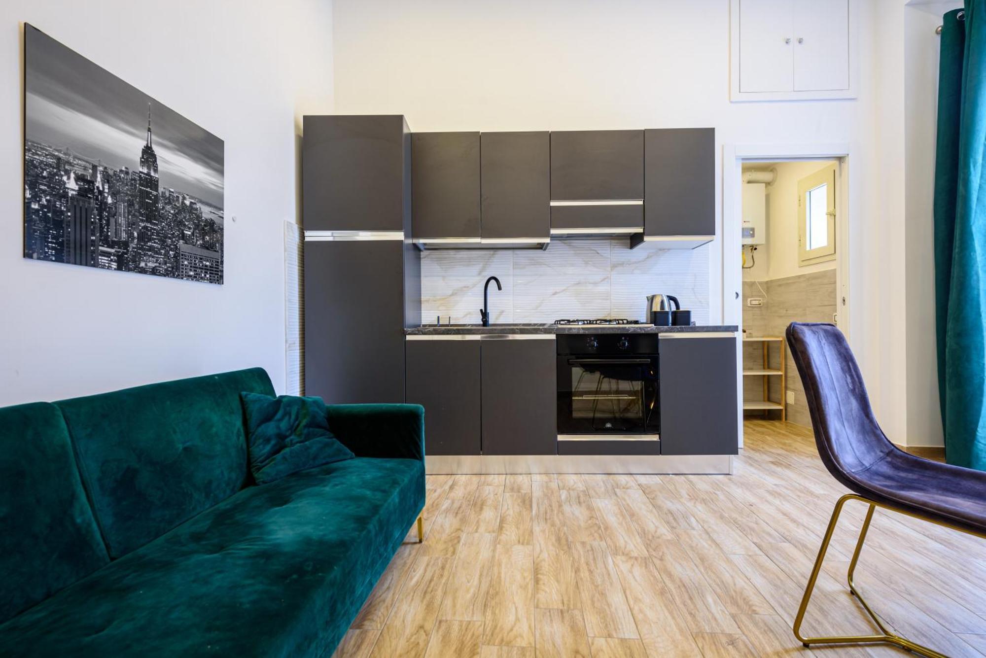 Luxury Apartment In Central City ナポリ エクステリア 写真